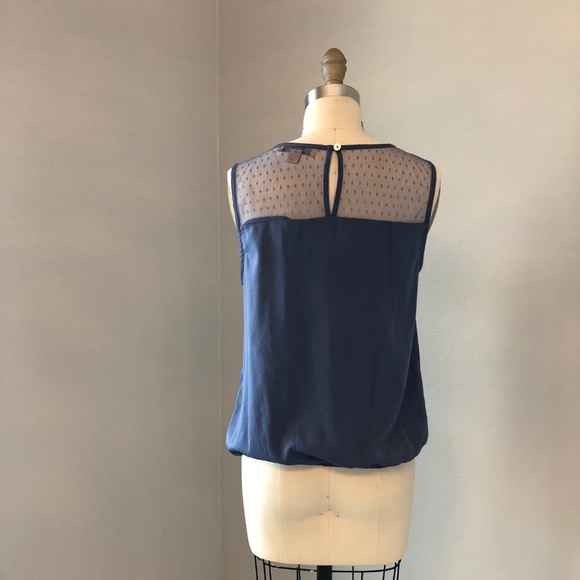 Lace Top w/Mesh Back Yoke - Picture 3 of 7